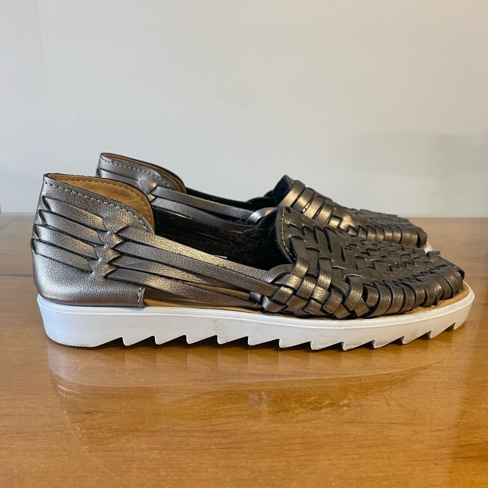 Silver/ Pewter Leather Hauraches on white platform